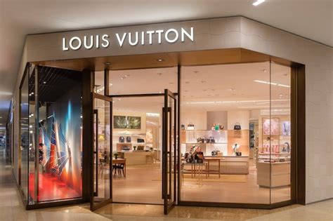 west edmonton mall louis vuitton|louis vuitton canada toronto.